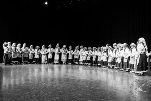 2017 “Πιάστε το χορό μικροί, μεγάλοι”