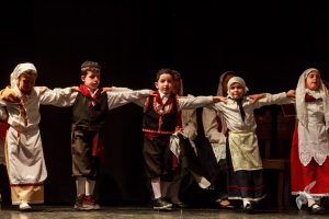 2017 “Πιάστε το χορό μικροί, μεγάλοι”