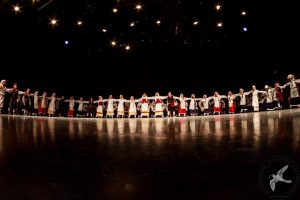 2017 “Πιάστε το χορό μικροί, μεγάλοι”