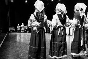 2017 “Πιάστε το χορό μικροί, μεγάλοι”