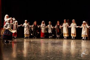 2017 “Πιάστε το χορό μικροί, μεγάλοι”