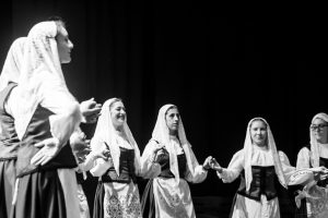 2017 “Πιάστε το χορό μικροί, μεγάλοι”