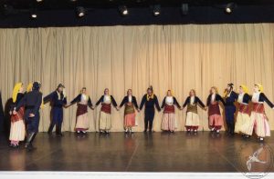 2011 Διαδρομές στην Παράδοση