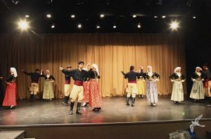 2011 Διαδρομές στην Παράδοση