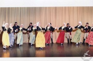 2011 Διαδρομές στην Παράδοση