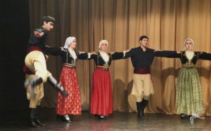 2011 Διαδρομές στην Παράδοση