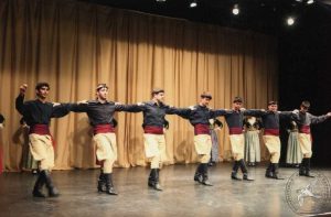 2011 Διαδρομές στην Παράδοση