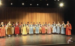 2011 Διαδρομές στην Παράδοση