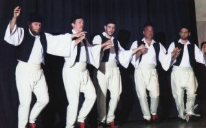 2011 Διαδρομές στην Παράδοση