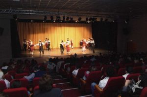 2011 Διαδρομές στην Παράδοση