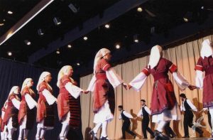 2011 Διαδρομές στην Παράδοση