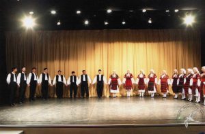 2011 Διαδρομές στην Παράδοση